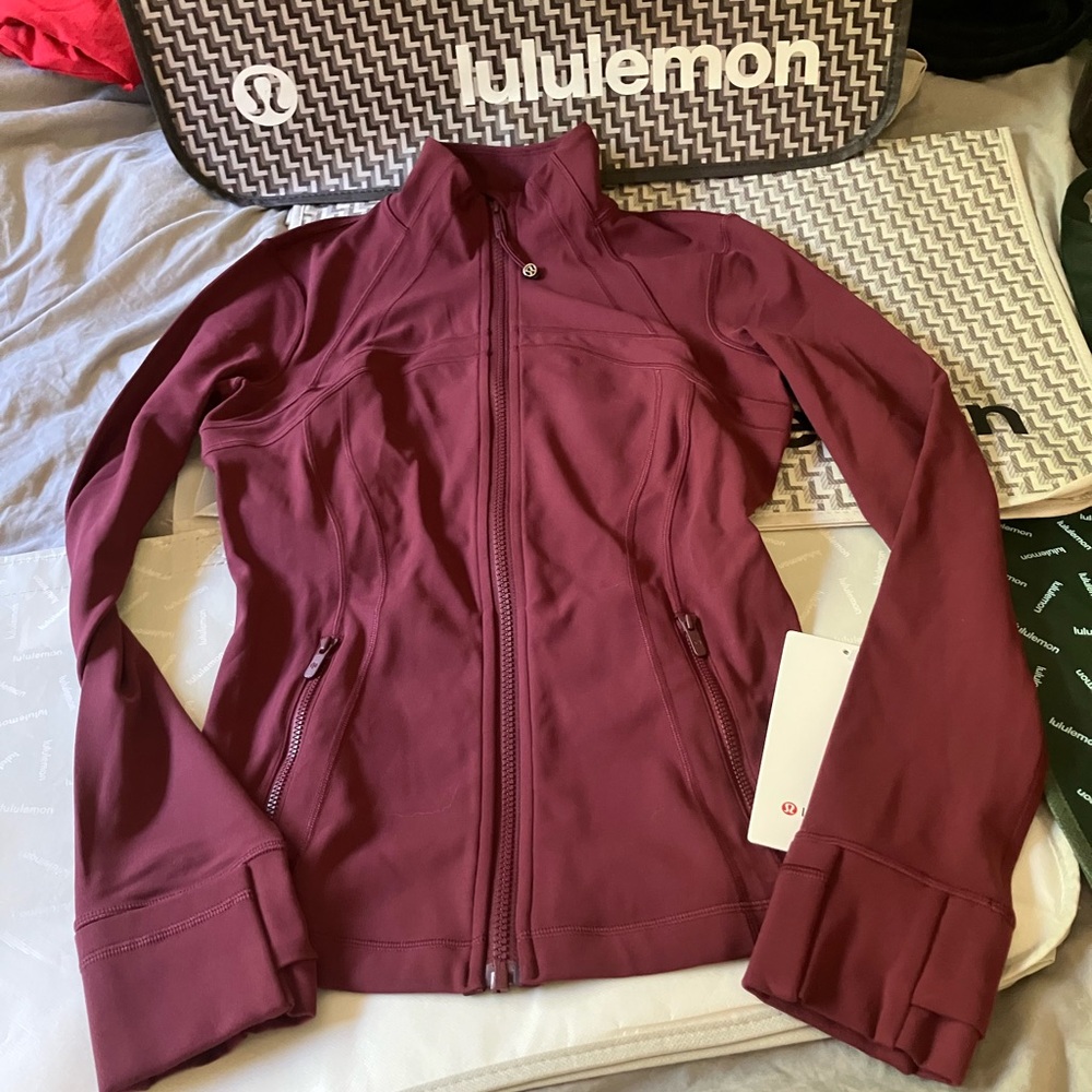 NWT Lululemon Define Jacket *Nulu, Sz 6, BURGUNDY BAY